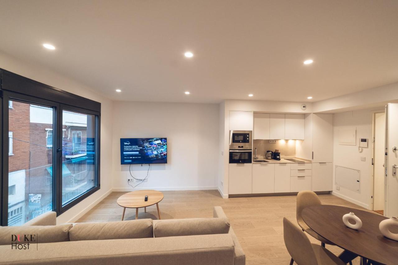 Castilla Luxury 1B Apartment Мадрид Екстериор снимка